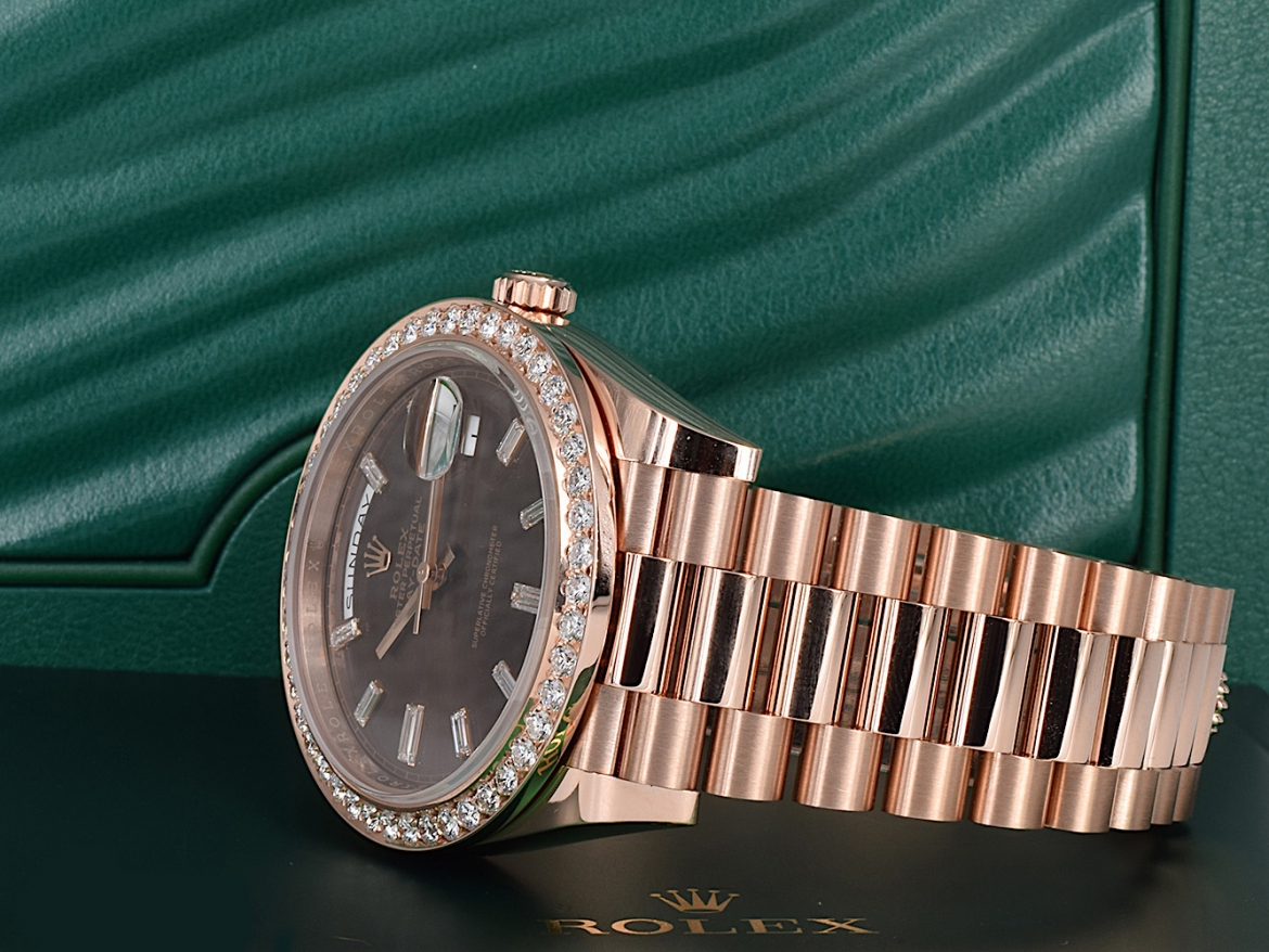 Day-Date 40mm chocolate Diamond dial - custom diamond bezel