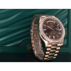 Day-Date 40mm chocolate Diamond dial - custom diamond bezel