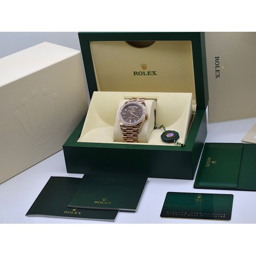 40mm chocolate Diamond dial - custom diamond bezel