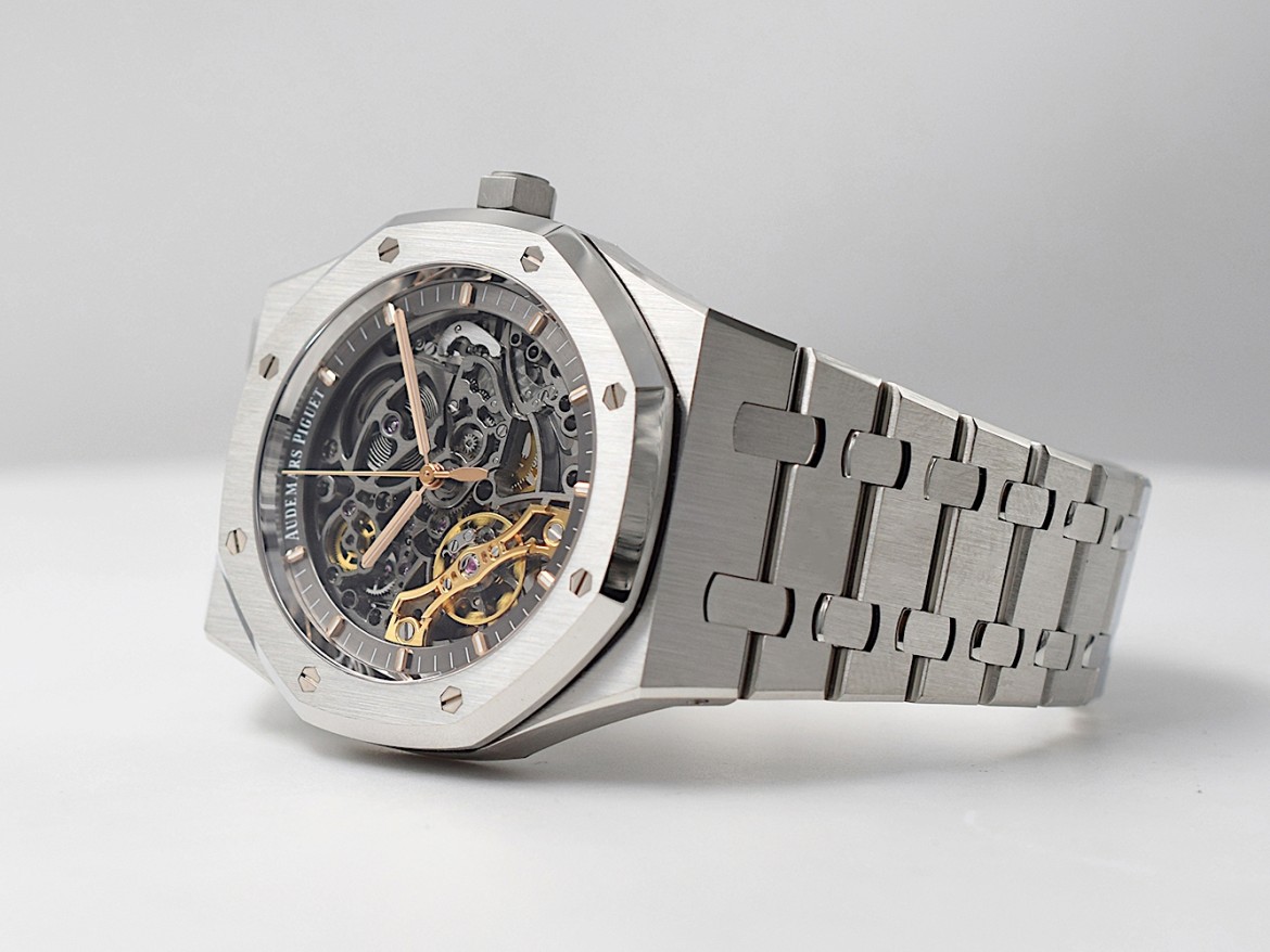 Royal Oak Double Balance Wheel Openworked new