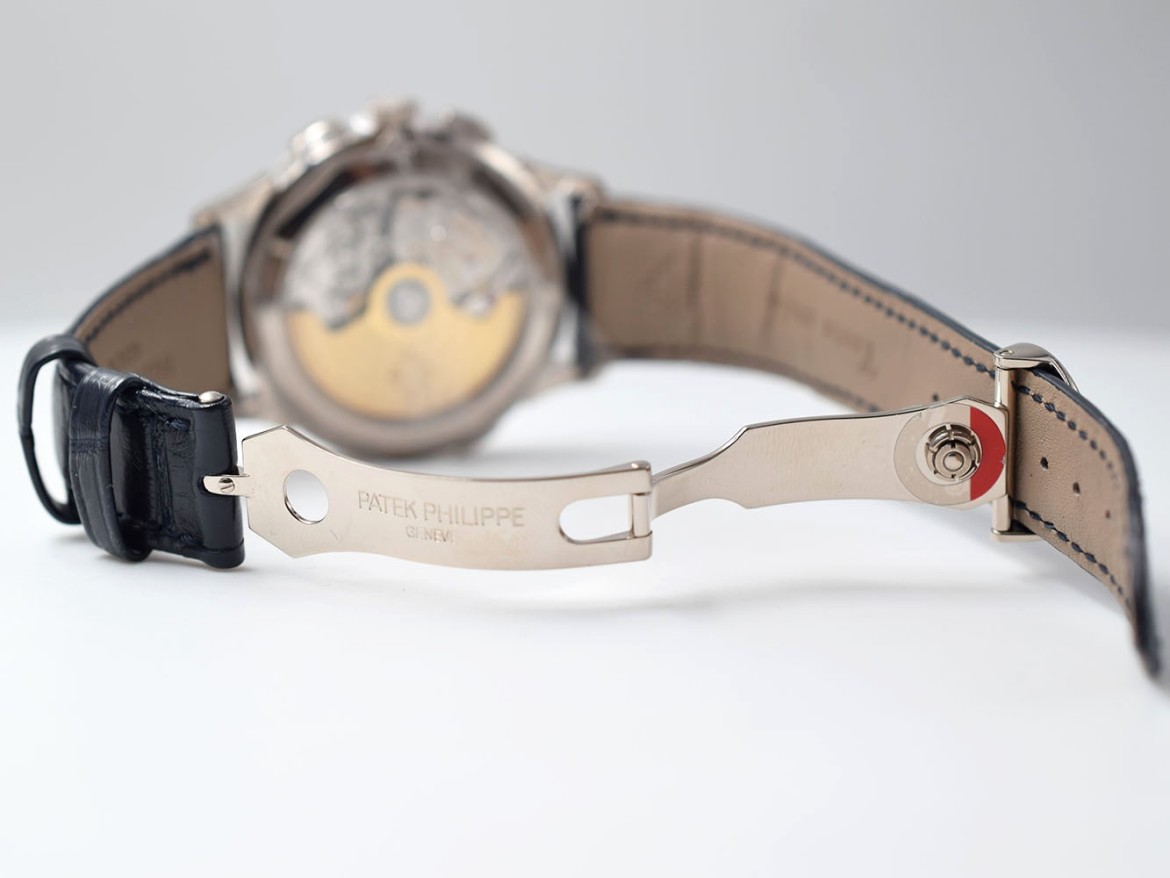 World TimeChronograph NEW 2020
