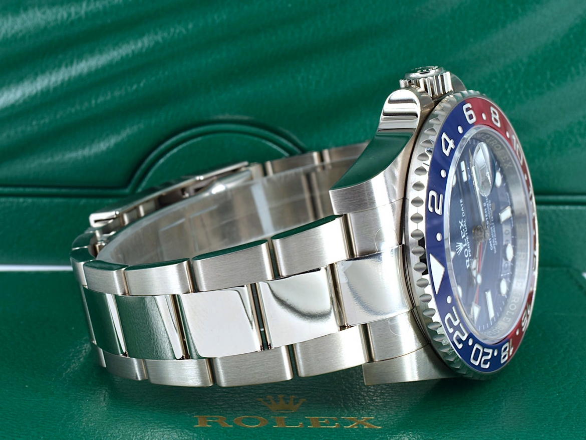 126719BLRO New Stickers 2021 - White Gold & Blue Dial