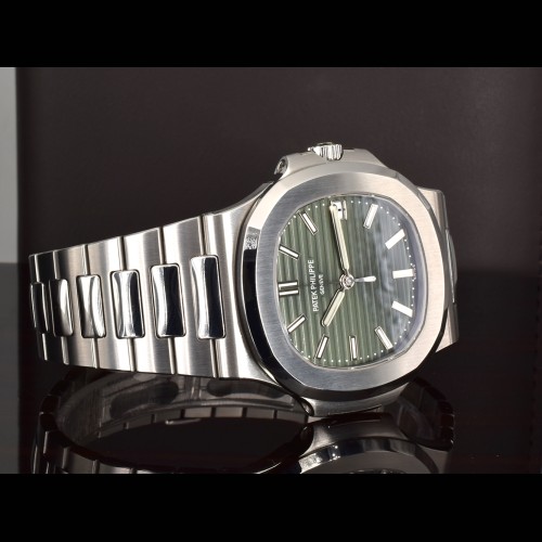 5711/1A-014  Green Dial new 2021