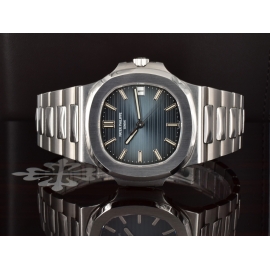 5711/1A-010 Full set like new (Service Patek)