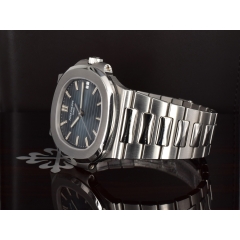 5711/1A-010 Full set like new (Service Patek)