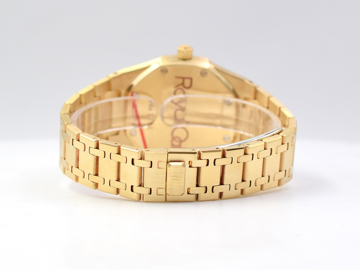 36mm 18k Rare Yellow Gold Automatic - Full Set