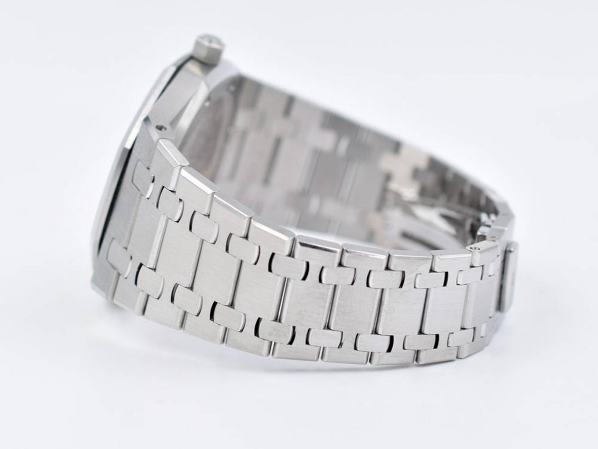 15202ST White Jumbo - Like new 2009