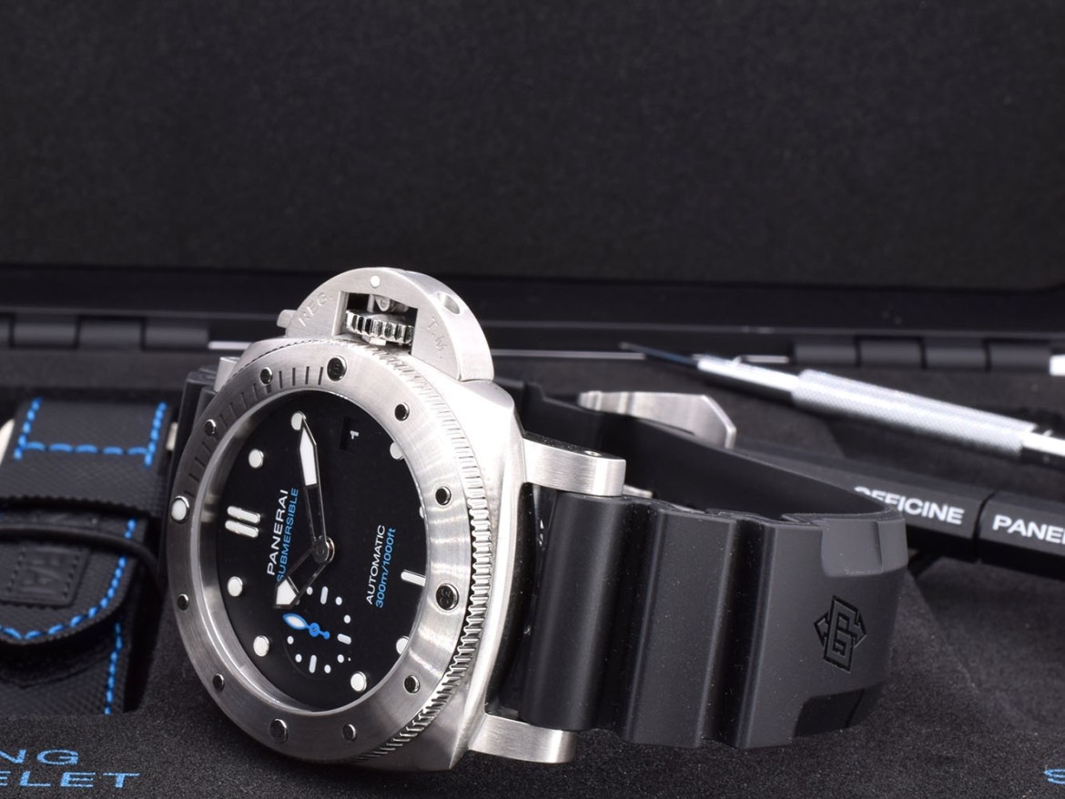 Submersible PAM00973 New