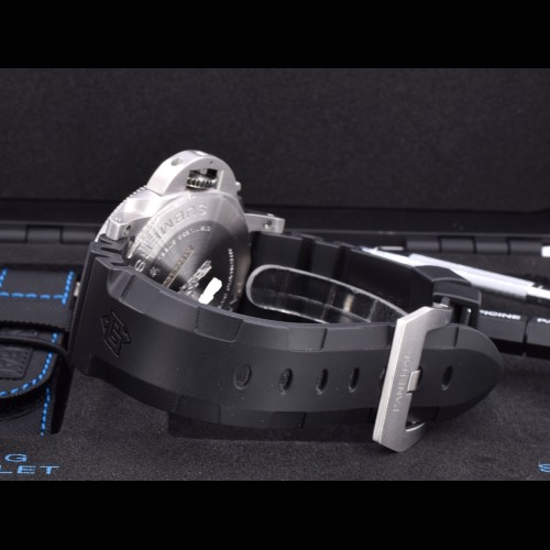Submersible PAM00973 New