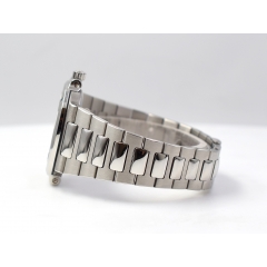 3800 Like new - Service Patek