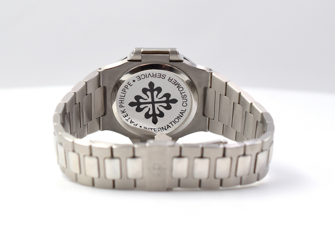 3800 Like new - Service Patek