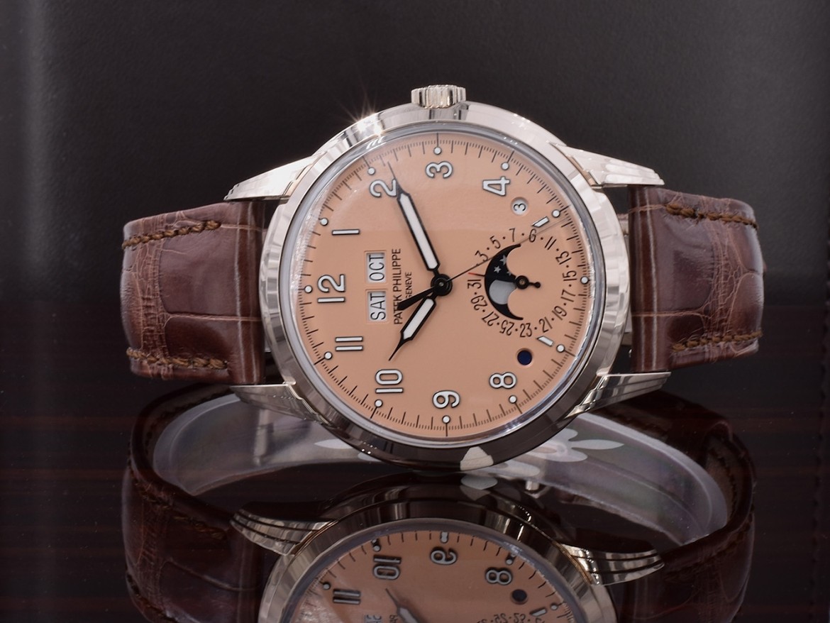Salmon Dial Perpetual Calendar