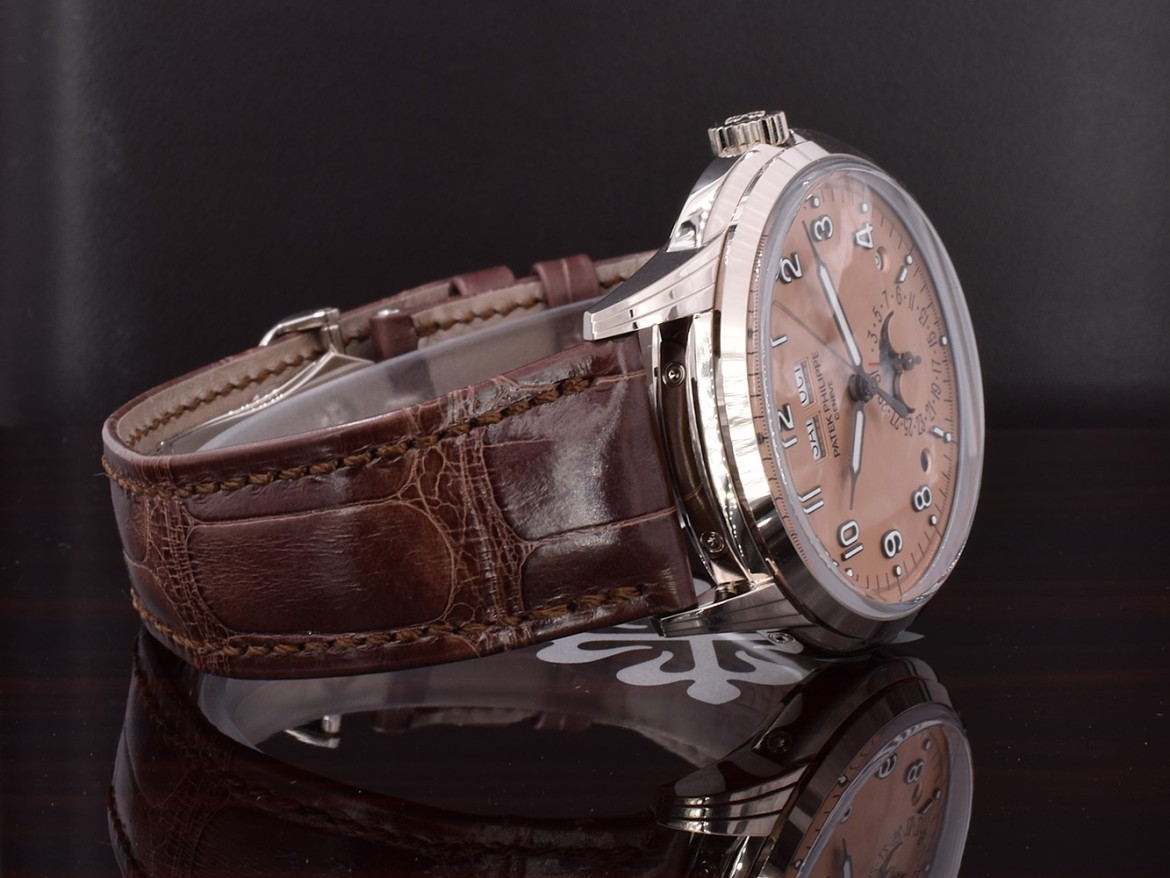 Salmon Dial Perpetual Calendar