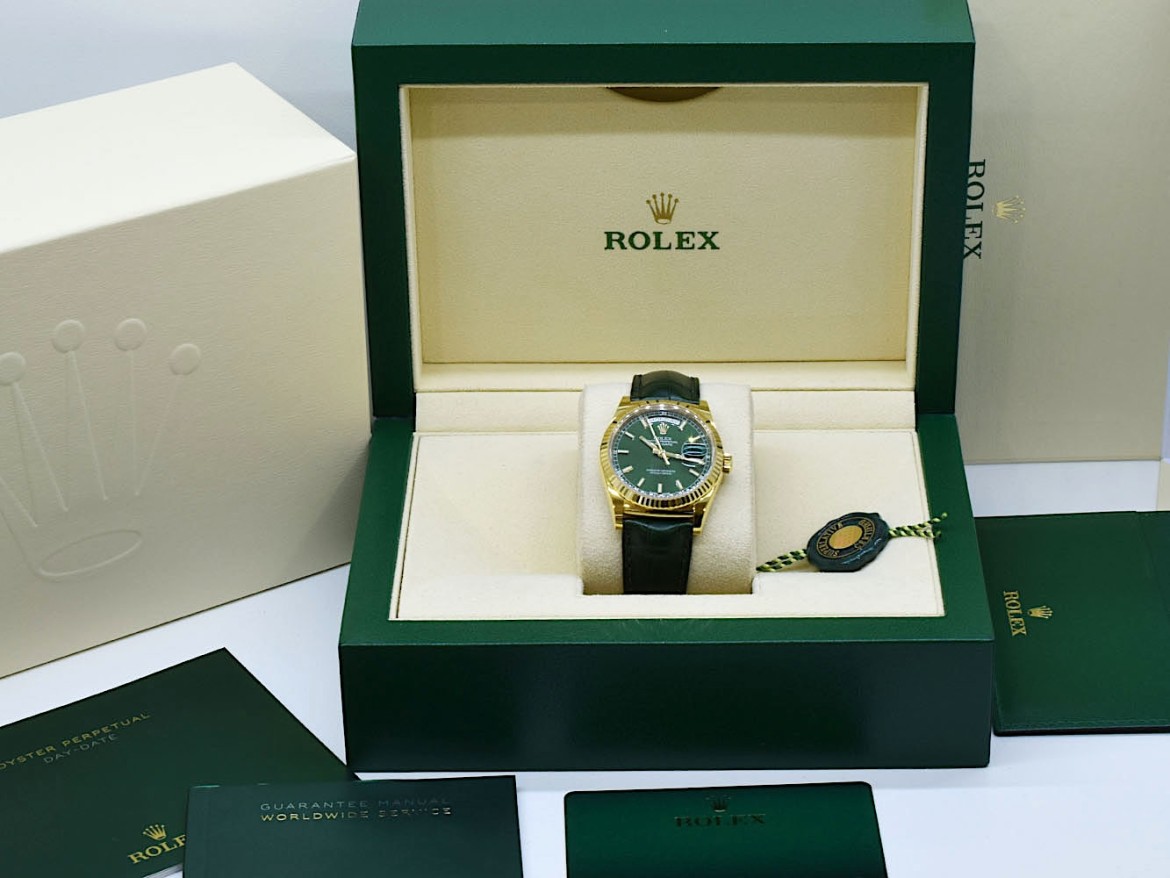 36mm  Green Dial Full set - new
