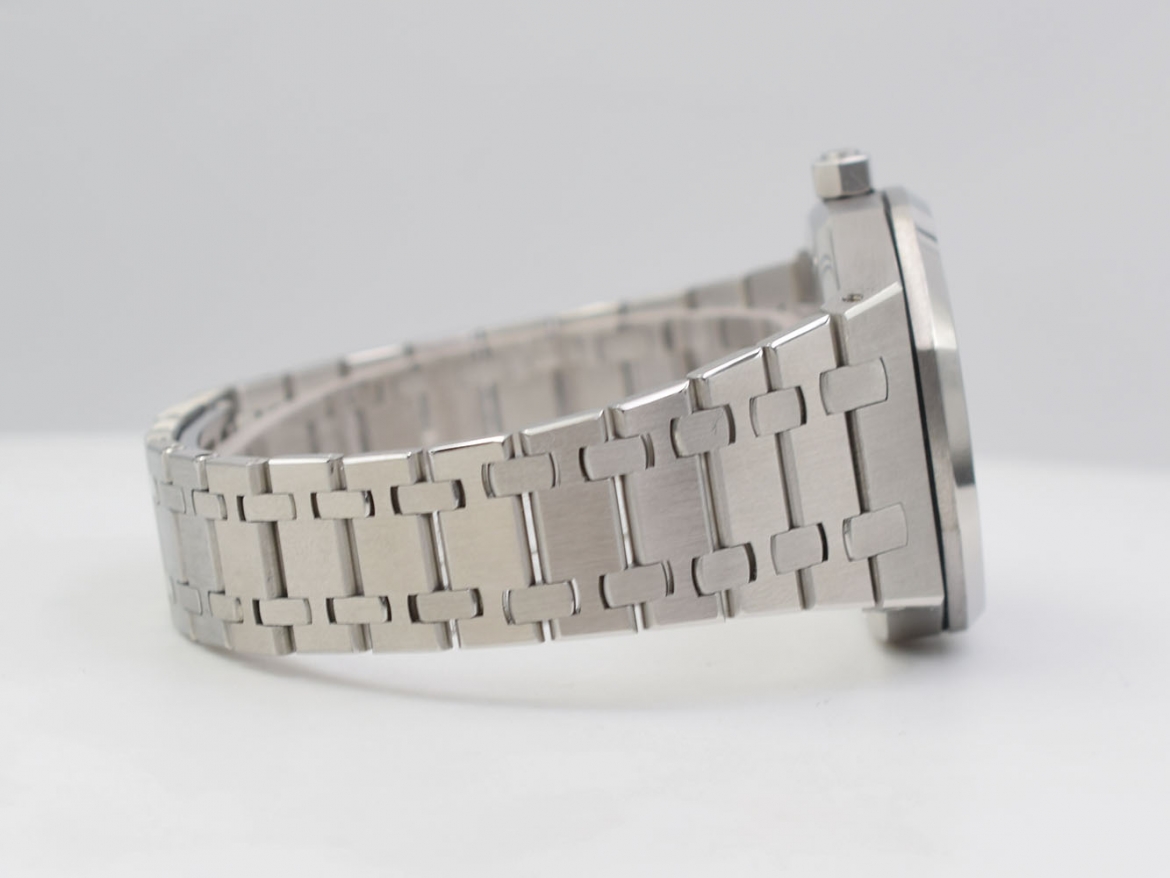 25920ST Annual Calendar - Like new 1999