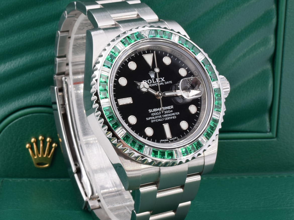 116610LN Emeralds Bezel