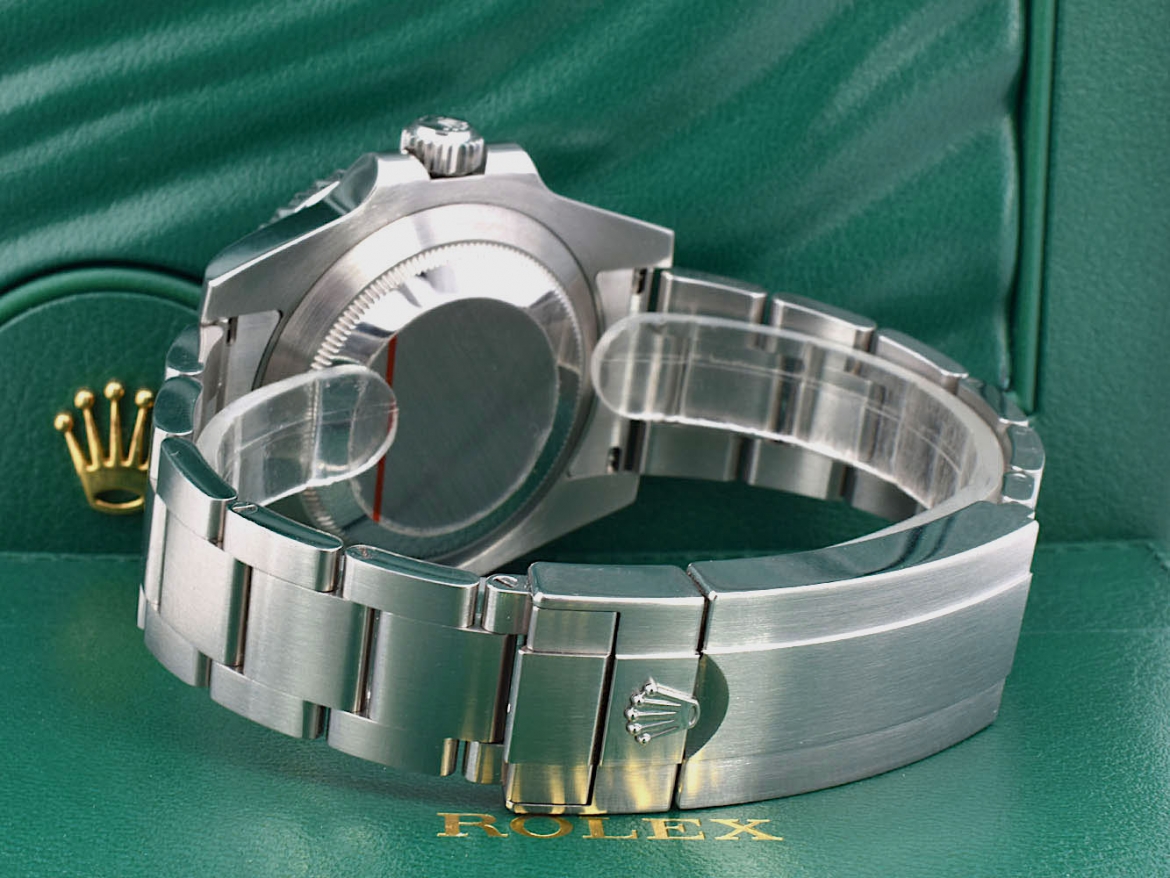 116610LN Emeralds Bezel