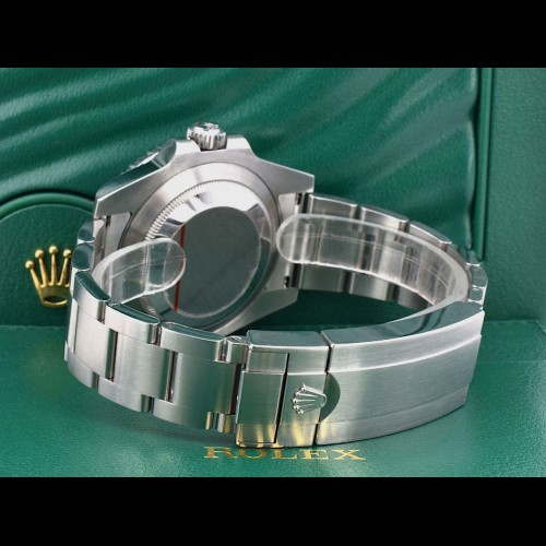 116610LN Emeralds Bezel