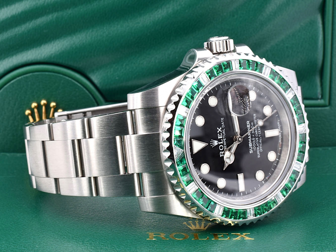 116610LN Emeralds Bezel