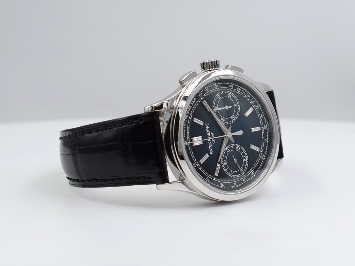 Chronograph Platinum Blue Baguette Diamond Dial New 2017