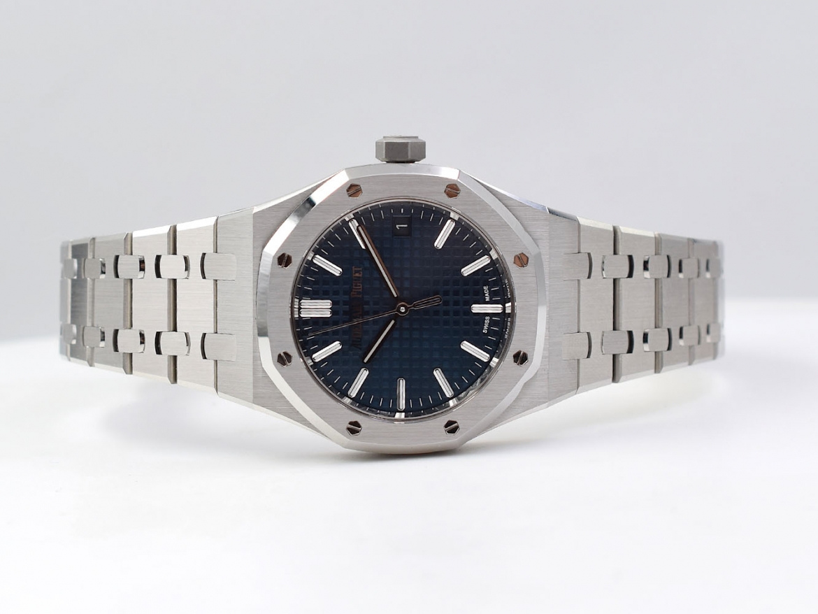 15550ST Blue Selfwinding "50th Anniversary" - New 2022