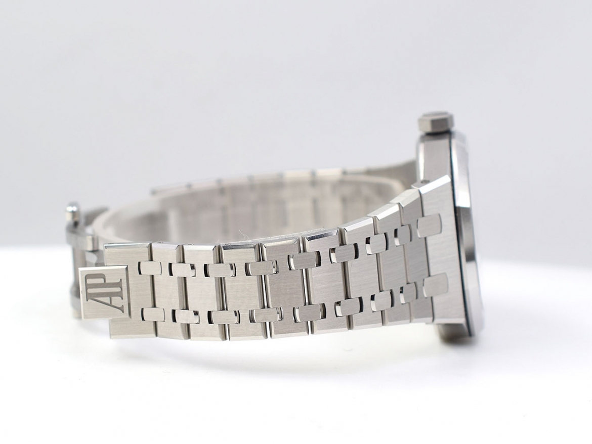 15550ST Blue Selfwinding "50th Anniversary" - New 2022