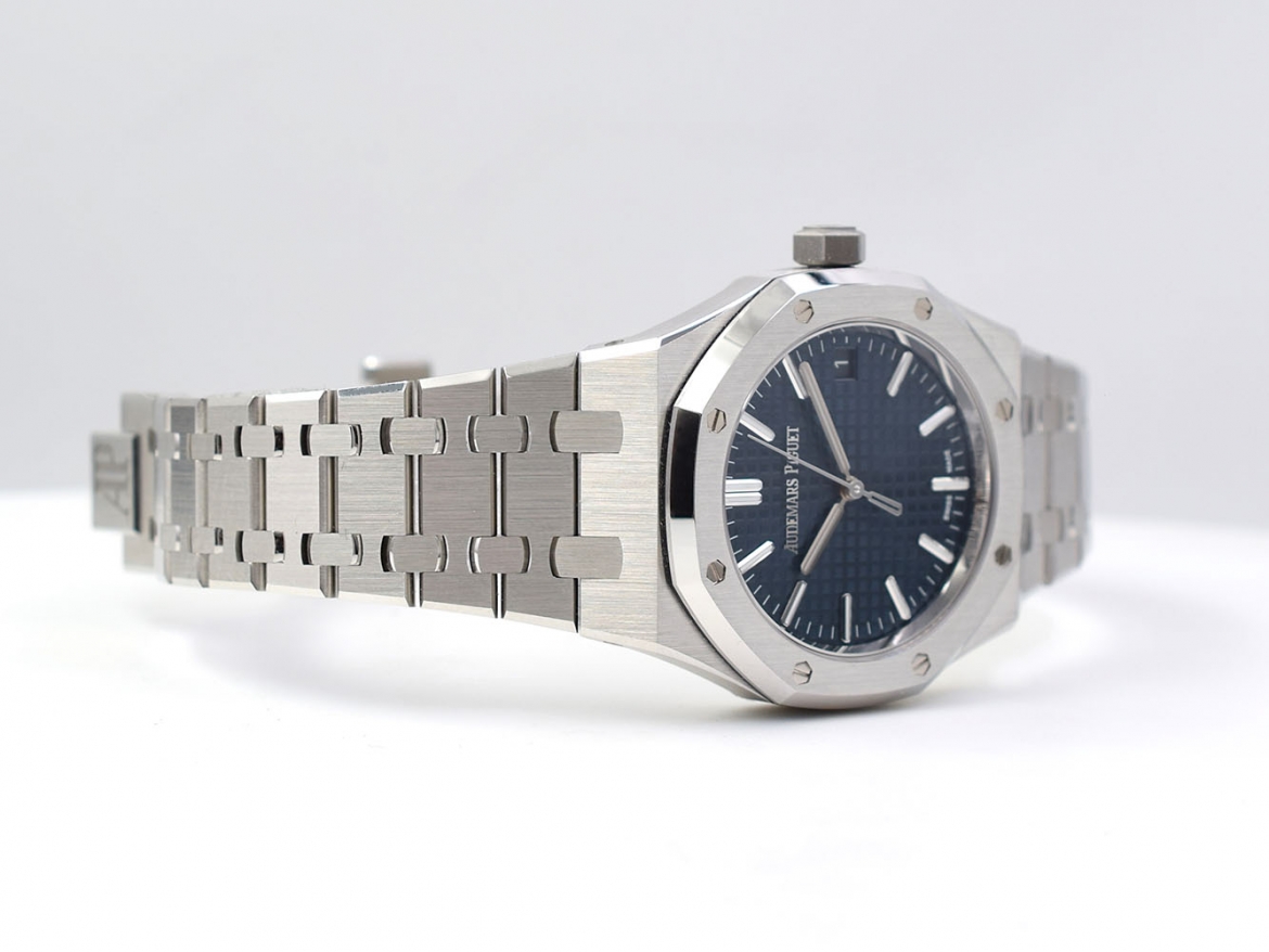 15550ST Blue Selfwinding "50th Anniversary" - New 2022