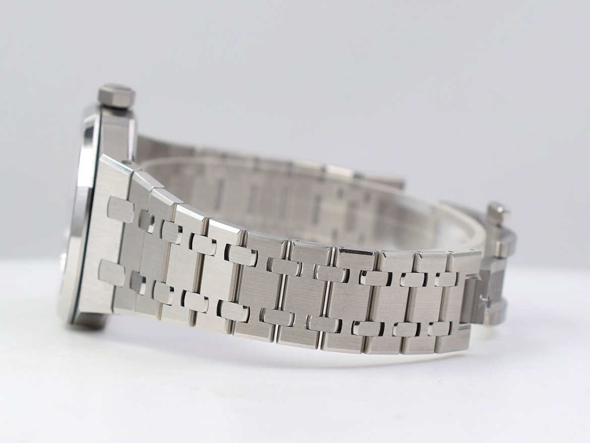 15550ST Blue Selfwinding "50th Anniversary" - New 2022