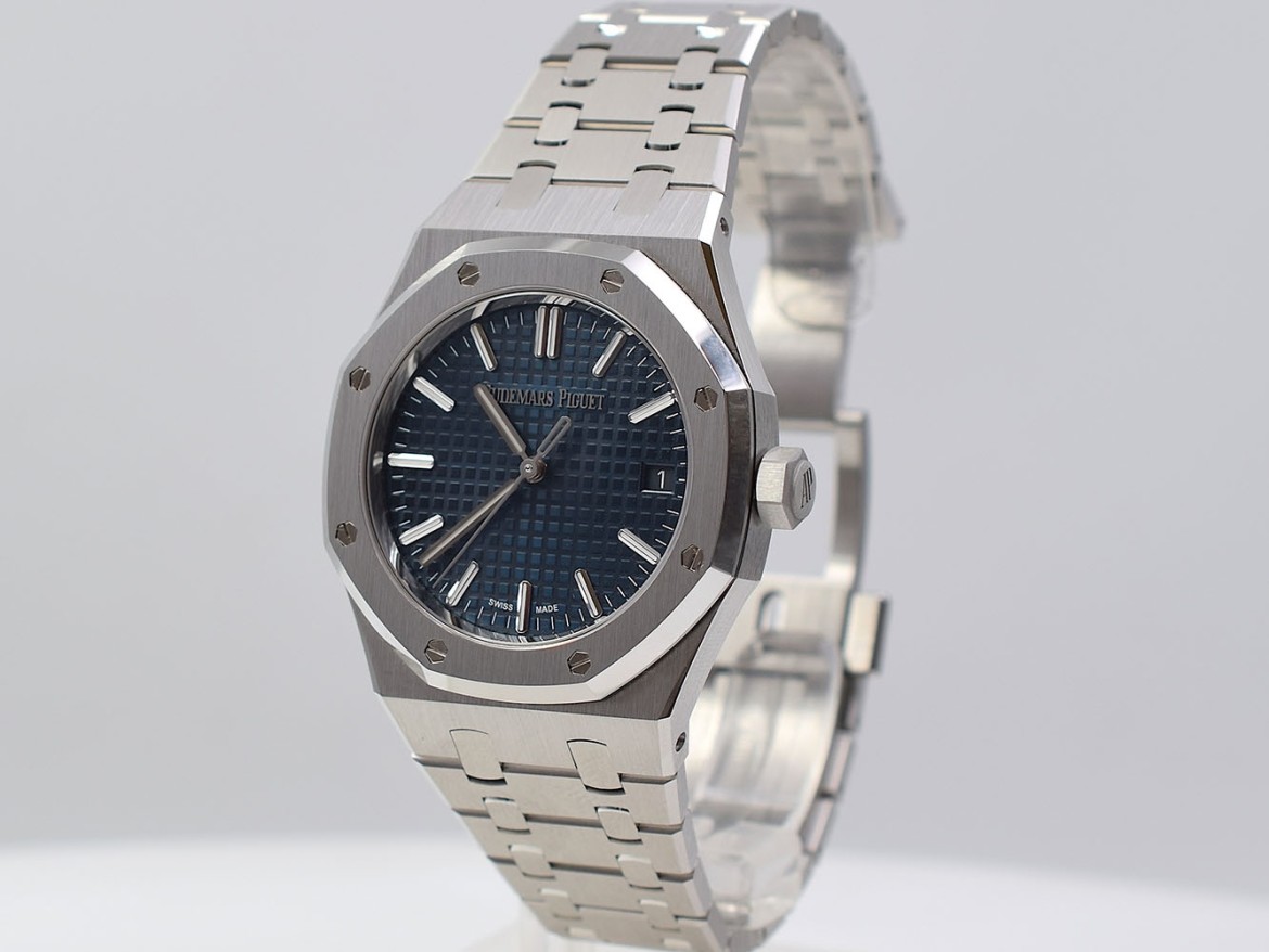 15550ST Blue Selfwinding "50th Anniversary" - New 2022