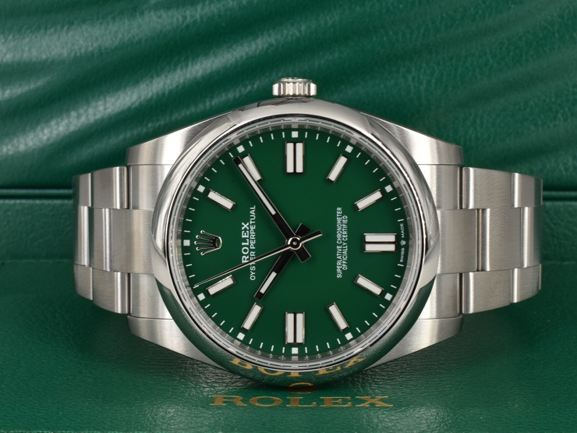 41mm ref. 124300 Green Dial New