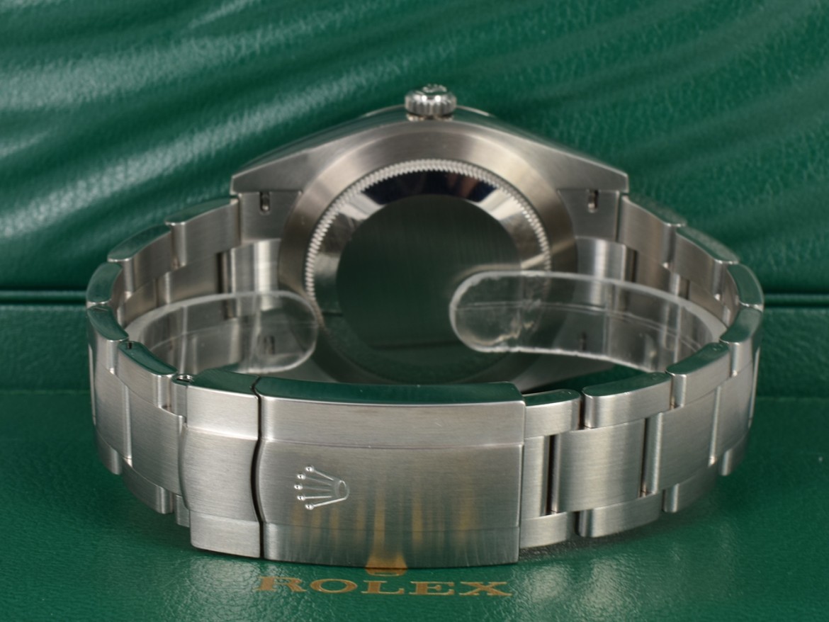 41mm ref. 124300 Green Dial New