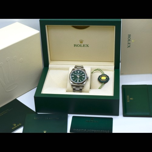 41mm ref. 124300 Green Dial New
