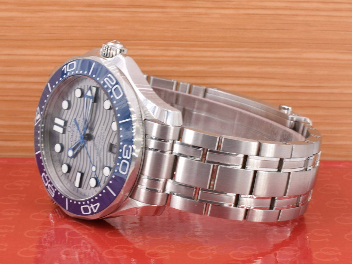 Seamaster Diver 300 M CO‑AXIAL MASTER CHRONOMETER 42 MM