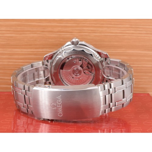 Diver 300 M CO‑AXIAL MASTER CHRONOMETER 42 MM