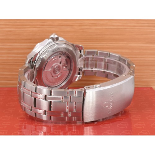 Diver 300 M CO‑AXIAL MASTER CHRONOMETER 42 MM
