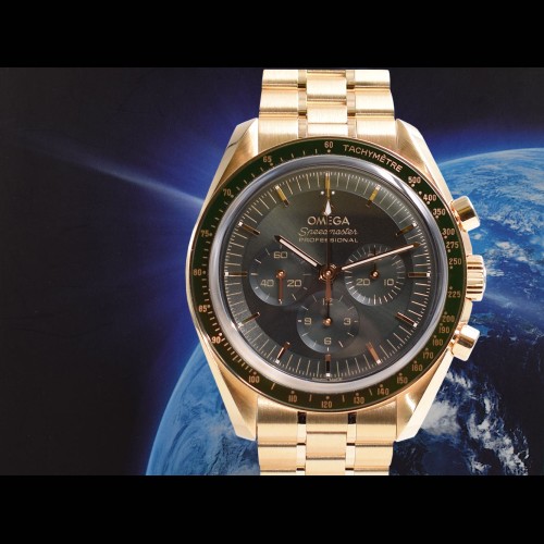 Professional Moonwatch Co-Axial Master Chronometer Moonshine Yellow Gold NEW