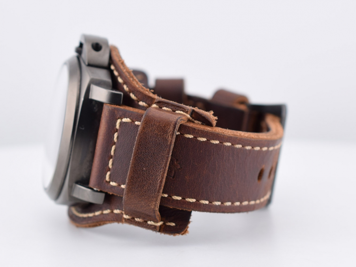 copy of Base Titanium Pam00176 Like New 2011