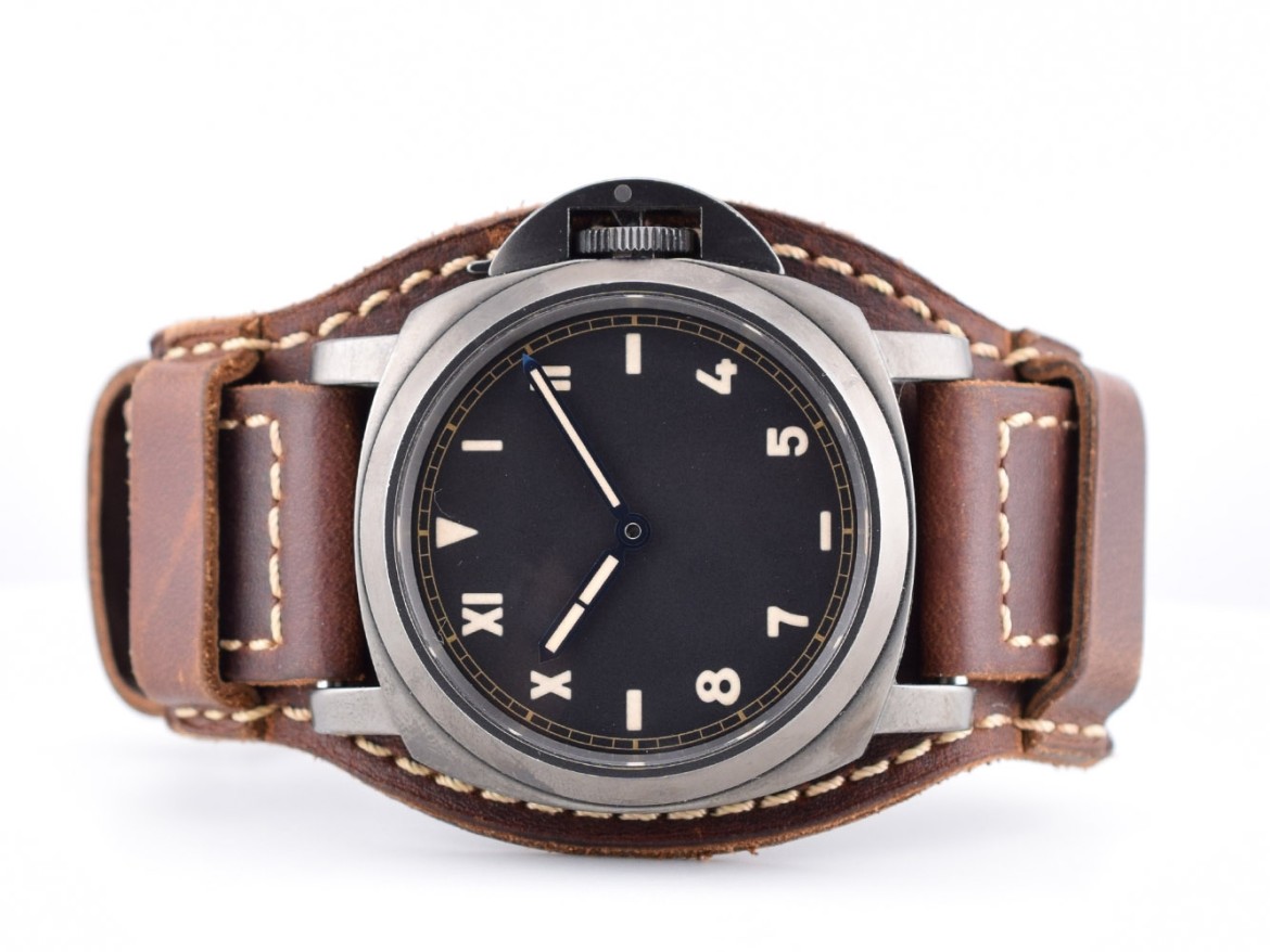 California 8 Days DLC 44mm Pam00779 Like New