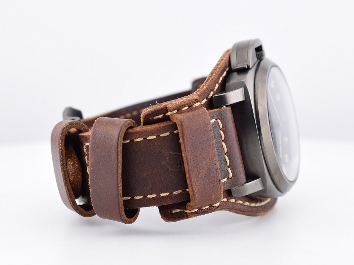 copy of Base Titanium Pam00176 Like New 2011