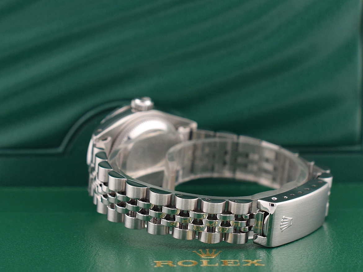 69174 Blue Dial With Big Diamonds & After Diamonds Bezel 26mm