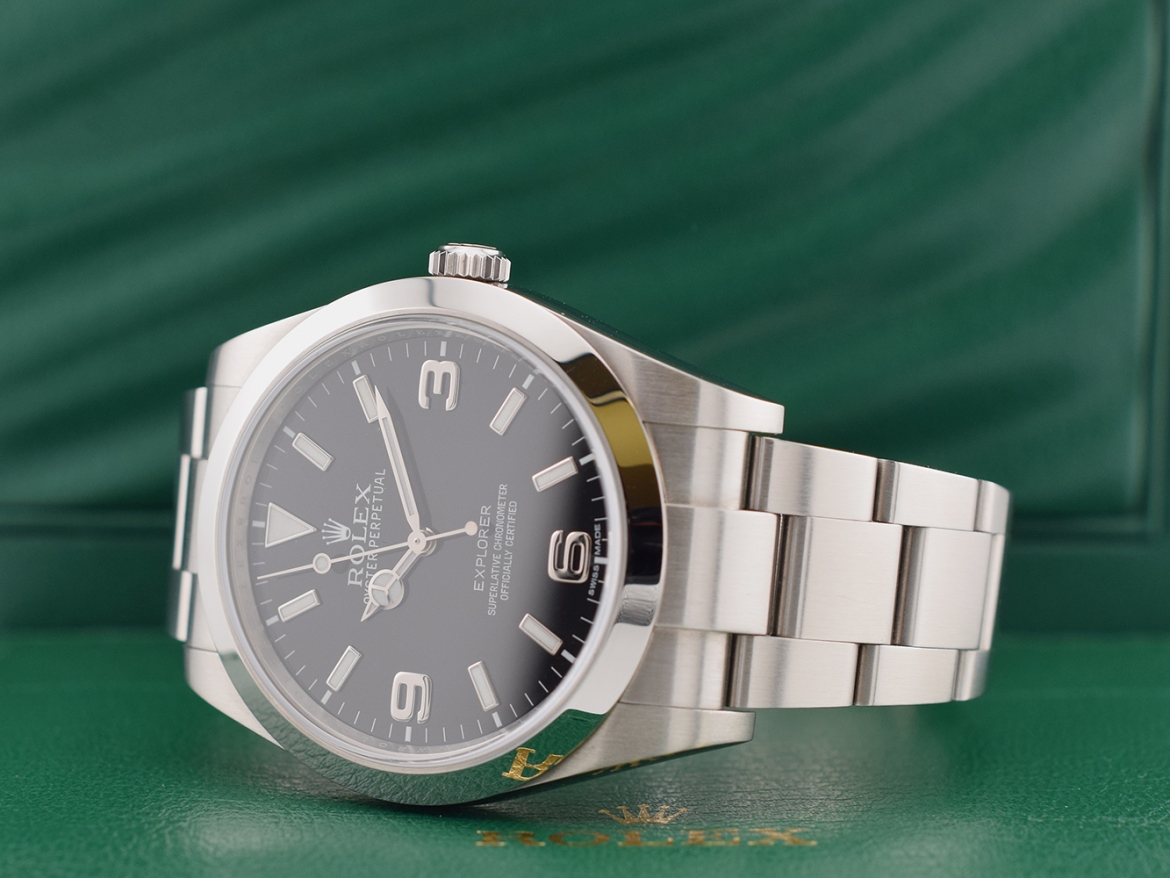 214270 Full Set Like New