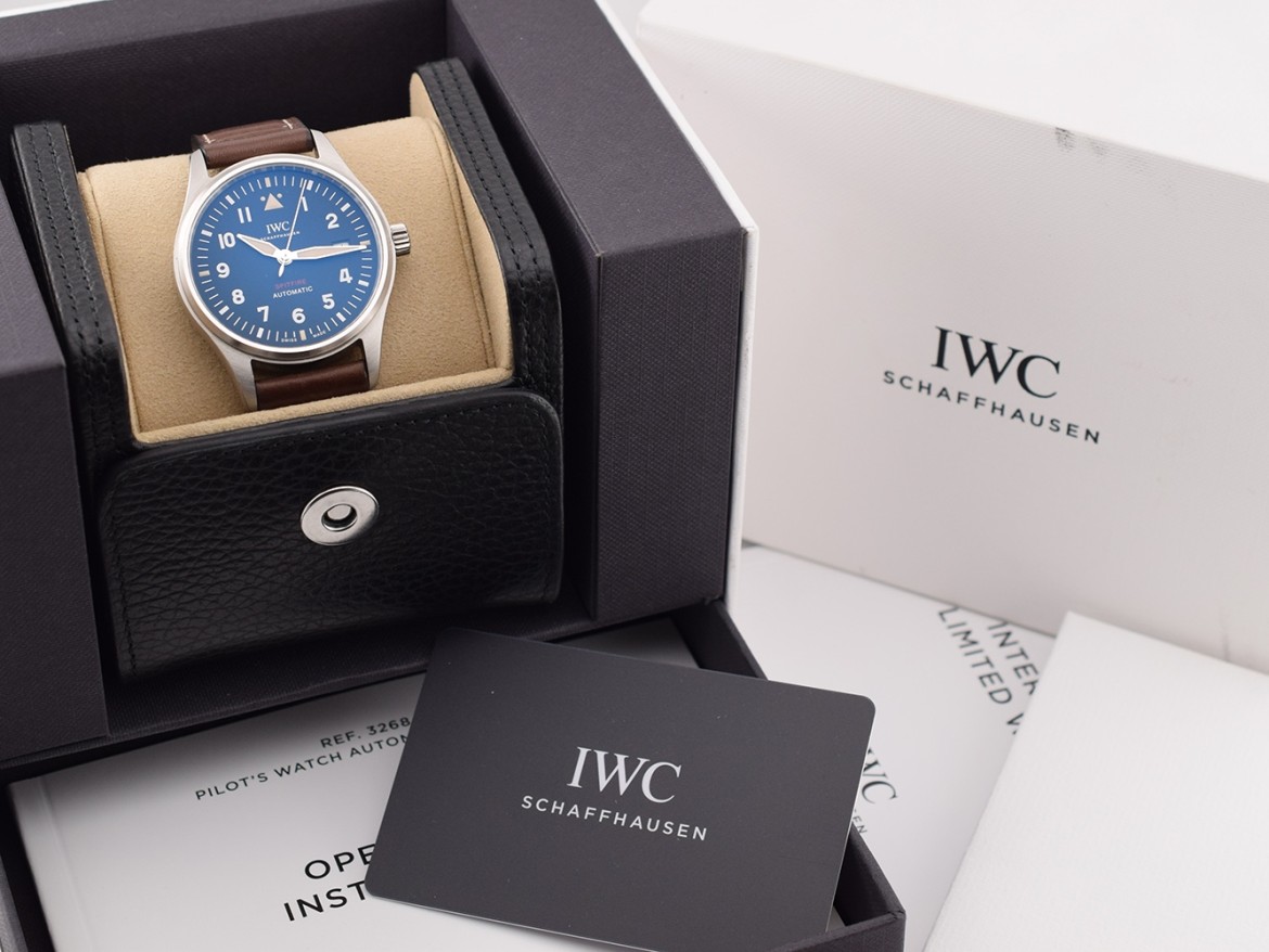 Spitfire Automatic 39mm FULL SET   *