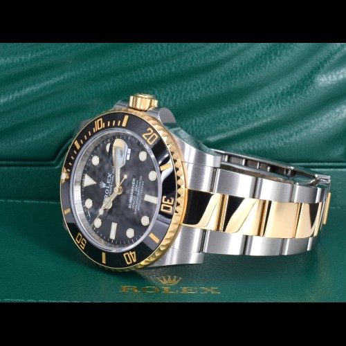 Date 41 mm new