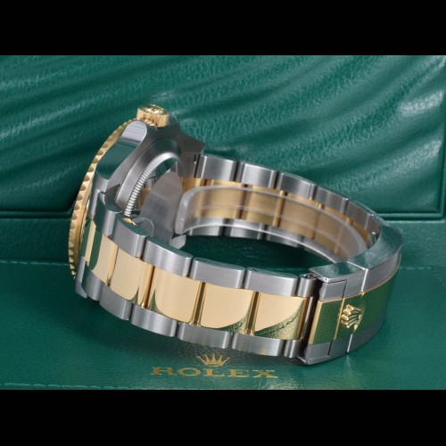 Date 41 mm new
