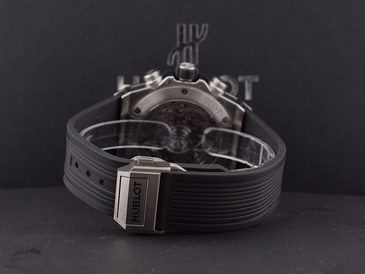 Unico Certified Chronograph 42MM Titanium Like New Box+Papers.       *