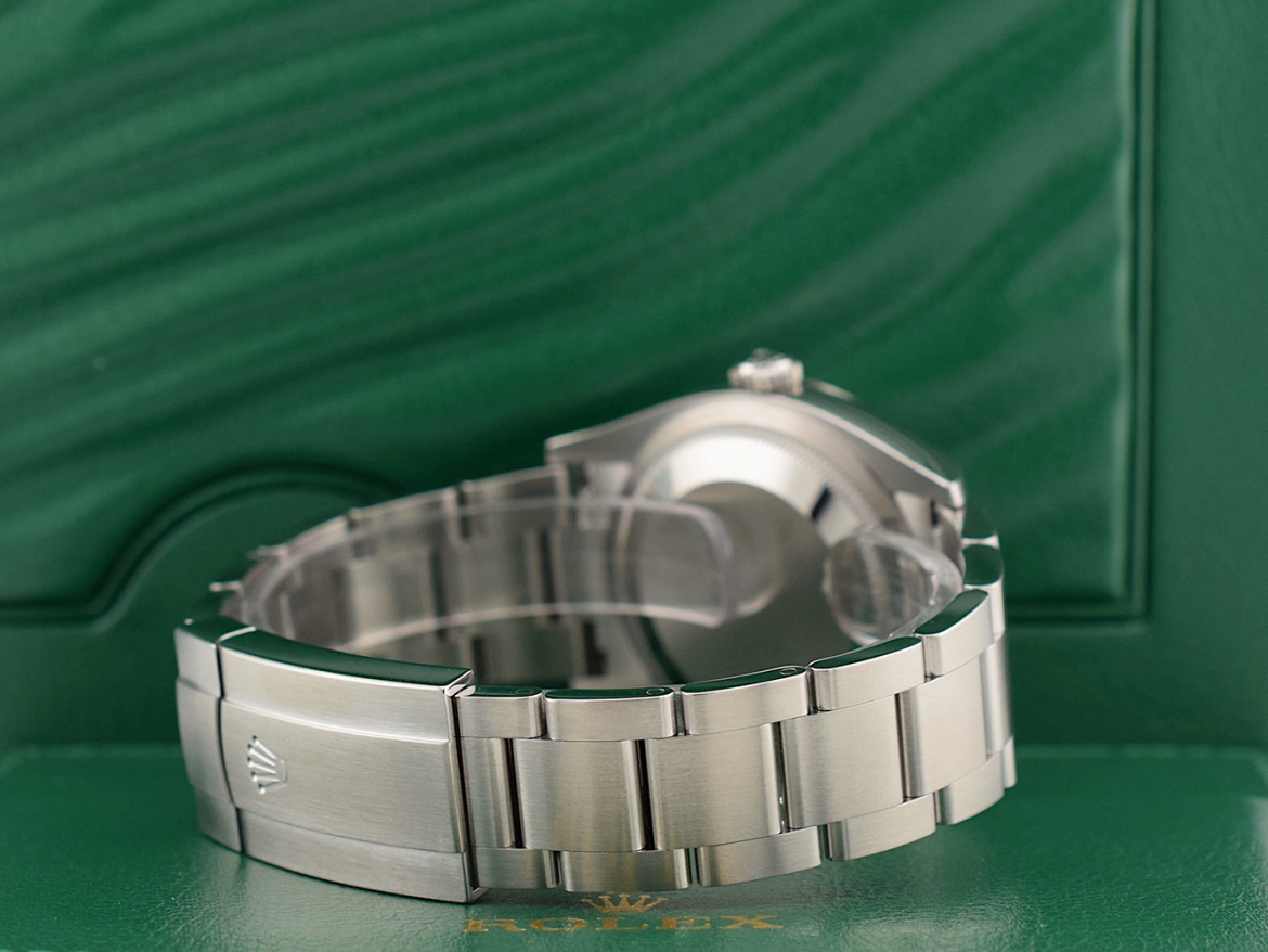 126000 Tiffany 36mm - New 2023