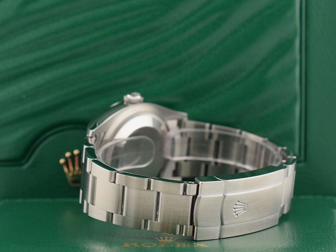126000 Tiffany 36mm - New 2023
