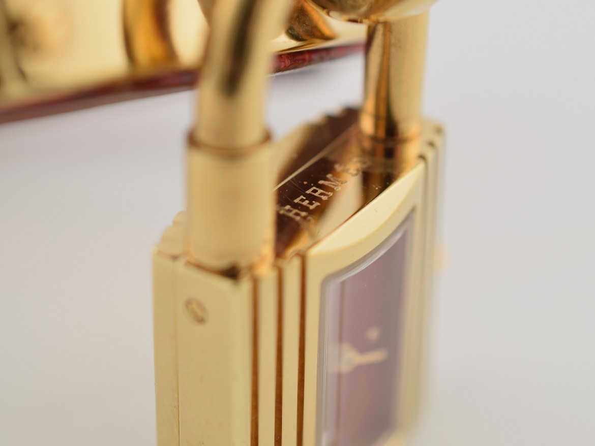 Kelly Gold plated
