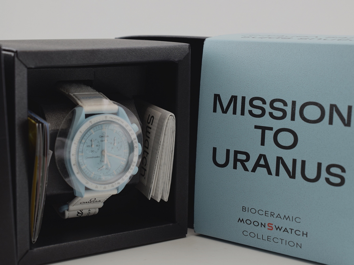 Omega Moonswatch Collection 11PZ. new