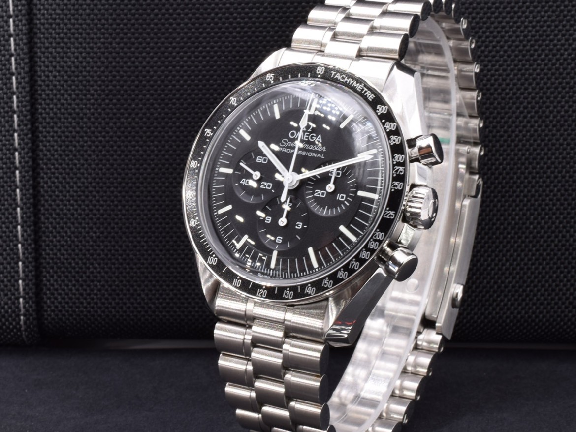 Professional Moonwatch New